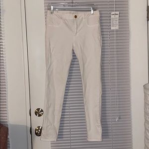 American Eagle White Skinny Jeans